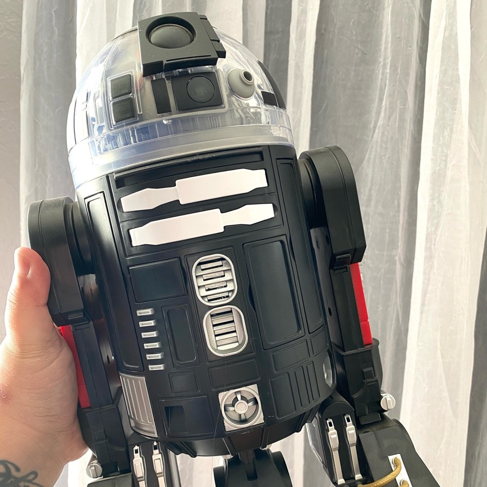 R2D2 Custom Made Robot